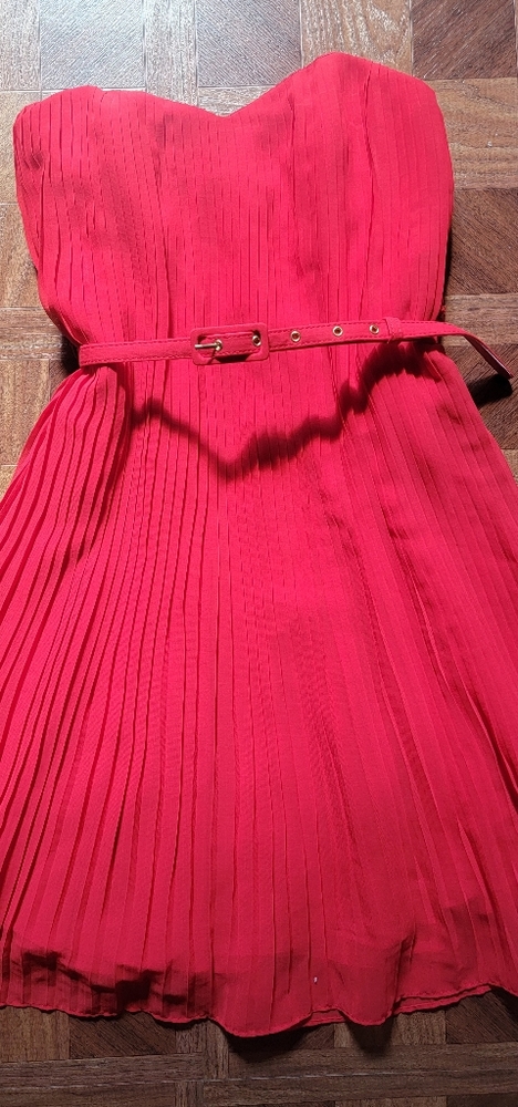 Red/Orange French Connection Belted Pleated Dress Size 4